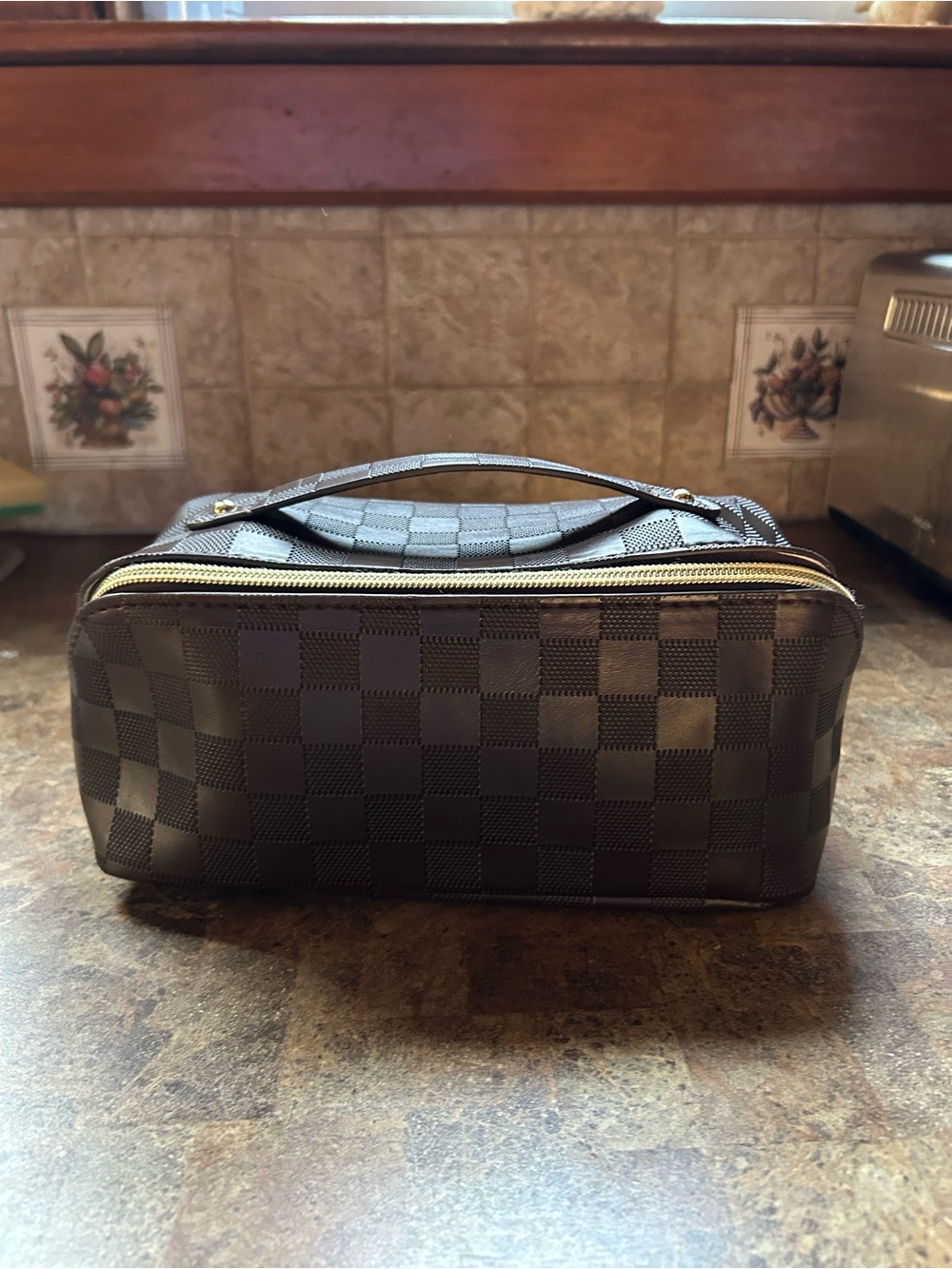 SHEIN Brown Checker-Pattern Women's Makeup Toiletry Bag with Gold Zipper